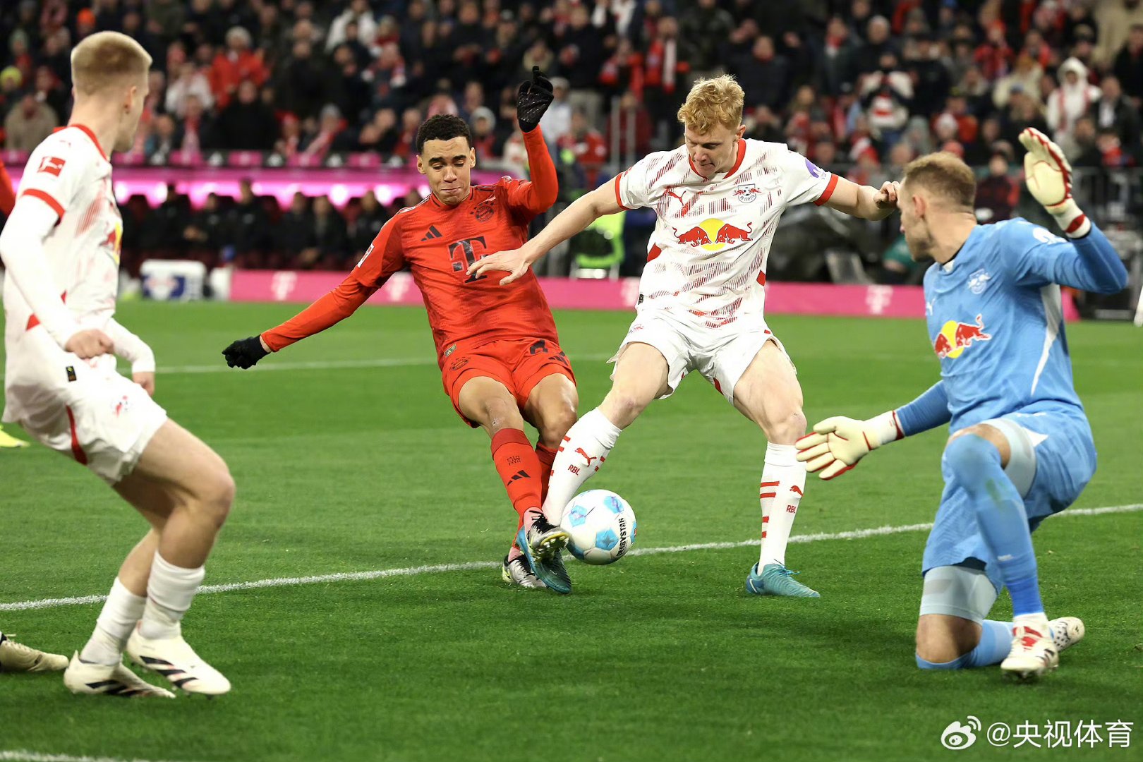 关于沃尔夫斯堡主场不敌RB莱比锡,遭遇困境的信息 关于沃尔夫斯堡主场不敌RB莱比锡,遭遇困境的信息